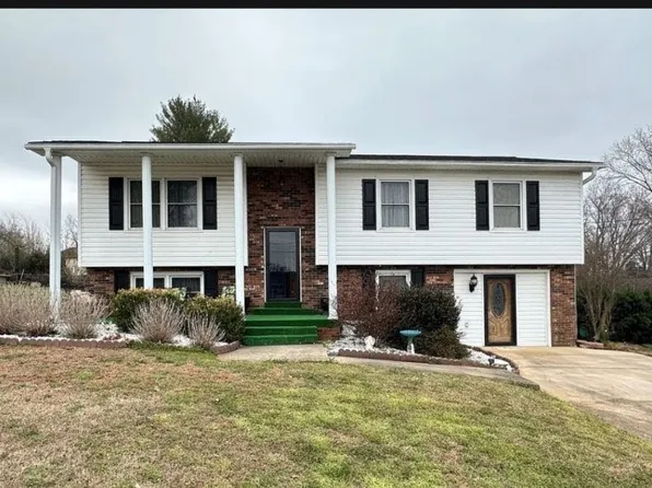 408 Cardinal Dr, Newton, NC 28658