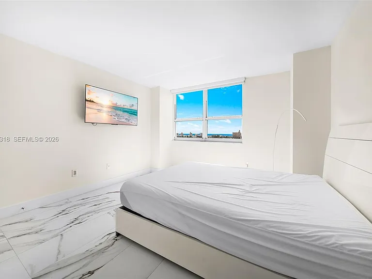 650 West Ave #1408 — Photo 26