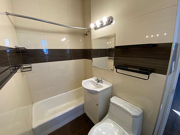 4th image of 600 Lincoln Pl #4F