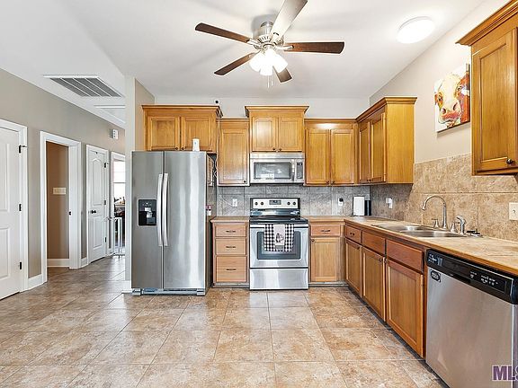 5th image of 11705 Burgess Ave Unit 7A