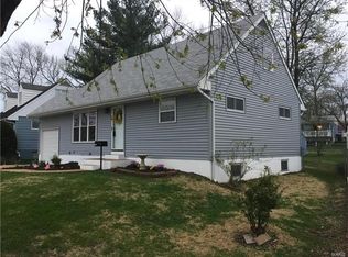 7206 General Sherman Ln, Saint Louis, MO