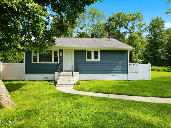 13 Charles Street, Matawan, NJ 07747