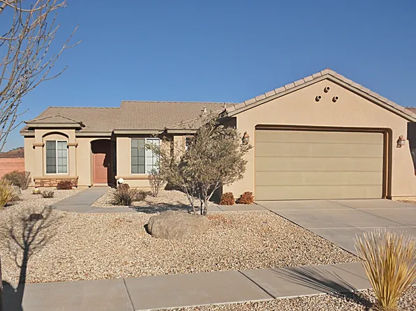 1220 N Spring Valley Dr, Washington, UT 84780