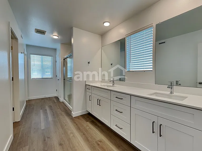 9717 W Tamarisk Ave — Photo 12