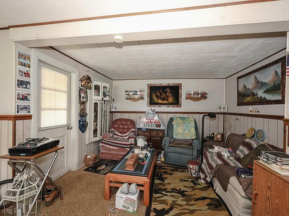 3rd image of 186 Peabody Avenue
