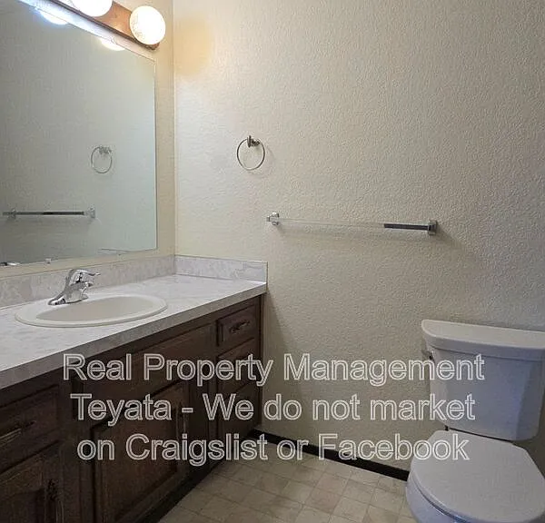 1453 Hillspring Rd — Photo 15