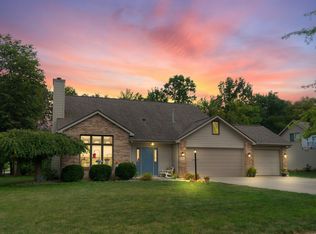 10301 Lake Sebago Dr, Fort Wayne, IN 46804