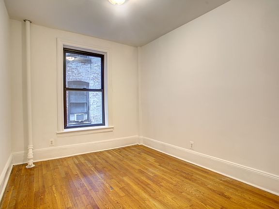 3rd image of 507 W 169th St APT 22