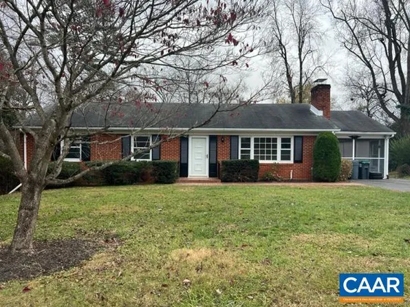 1706 Galloway Dr, Charlottesville, VA 22901