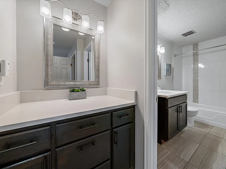 2365 E Geddes Ave #I22 — Photo 10