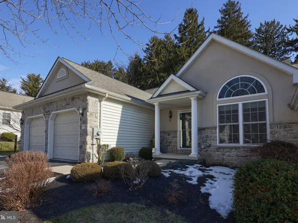 1849 Windsong Ln, Lancaster, PA 17602