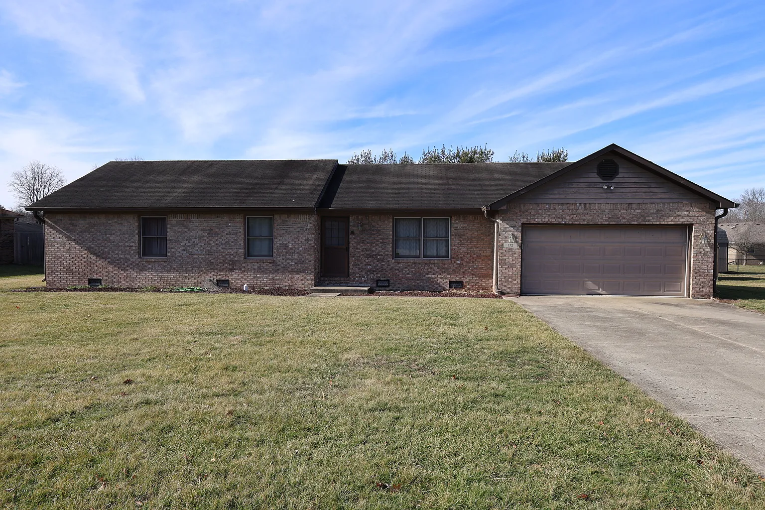 172 Justin Dr photo 1