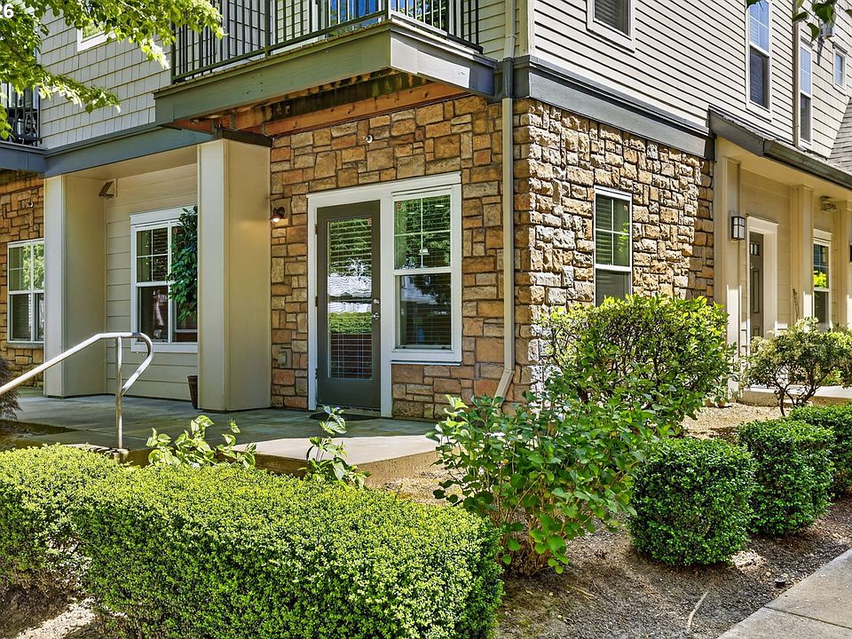 1st image of 10805 NE Red Wing Way #101