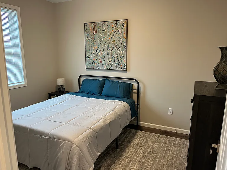 2104 Community Ln #3A — Photo 3
