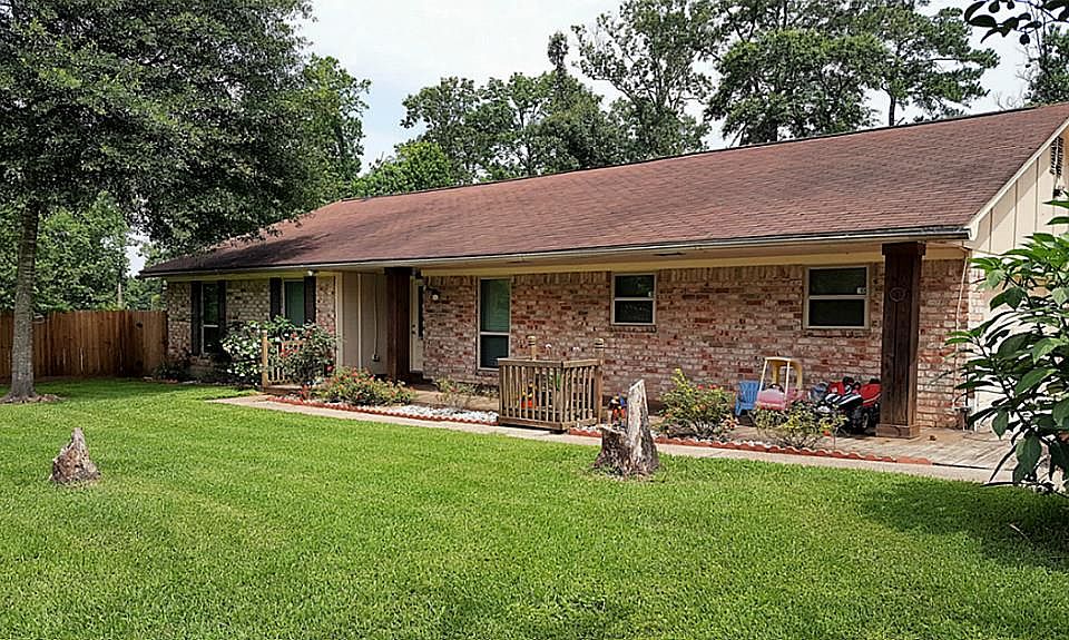 1st image of 15625 N Country Dr