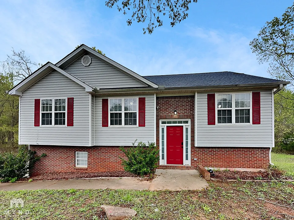165 Mountain Way