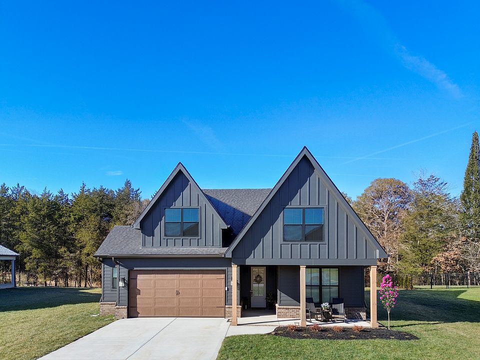 The Spruce with Optional Garage Bump Out