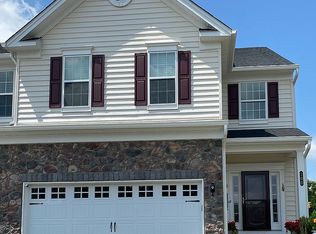 100 Brentwood Ct, Colmar, PA 18915