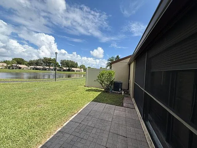 1028 Green Pine Blvd #D — Photo 32