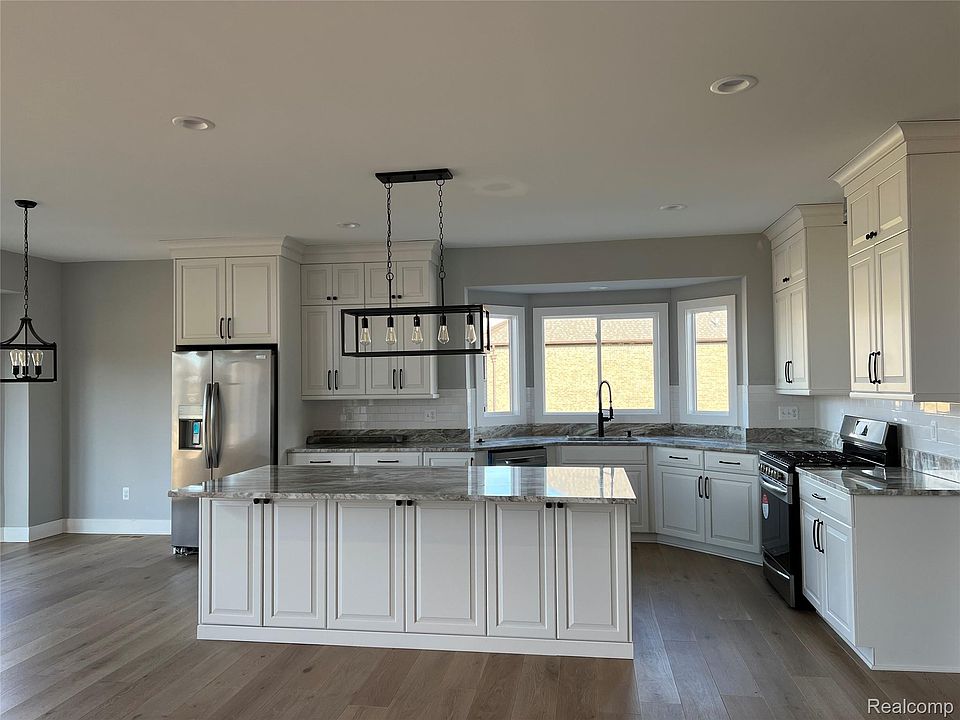 2 Bur Oak Ln, photo 3