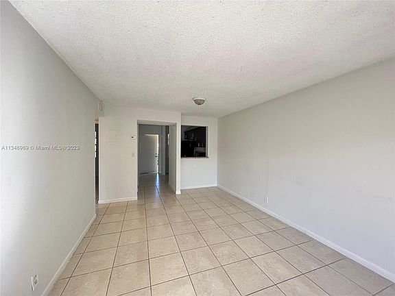 3rd image of 95 NE 41st St APT L166