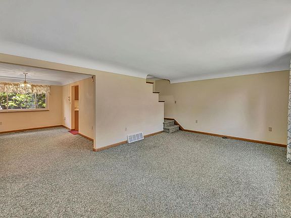 4th image of 3419 Markay Ct