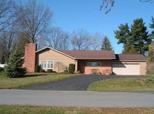 18 Urban Dr, Lancaster, PA