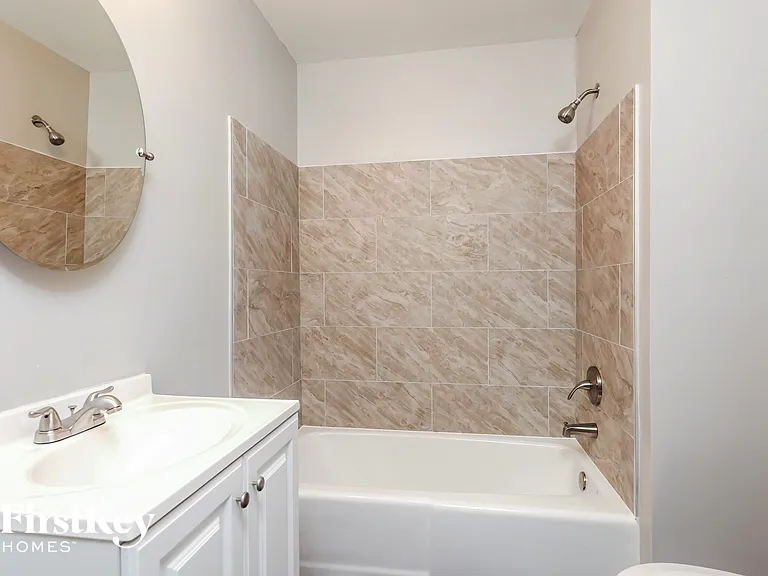 4287 Honeybrook Ave — Photo 10