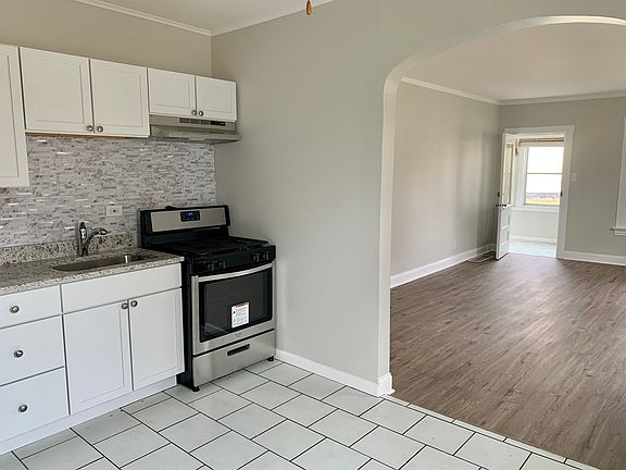 4th image of 44 N Glenwood Ave