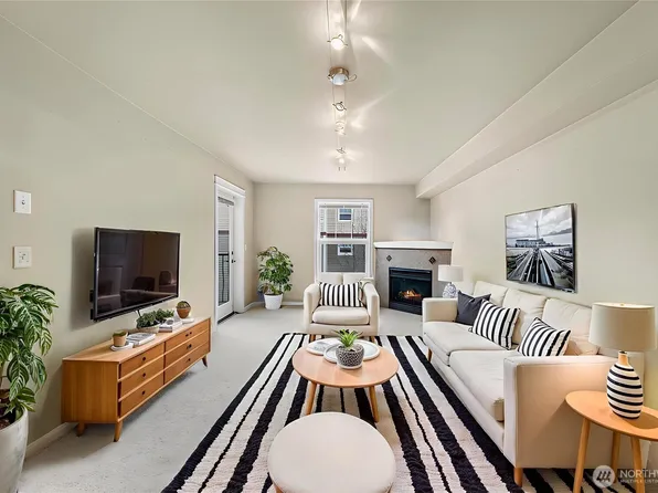 690 32nd Street #B309, Bellingham, WA 98225