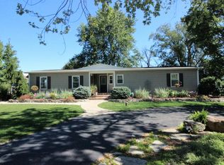 2724 N 1500 East Rd, Clifton, IL 60927