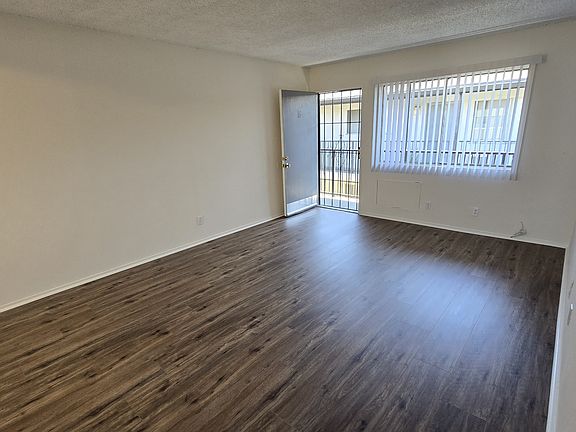 2nd image of 3716 Baldwin Ave #16
