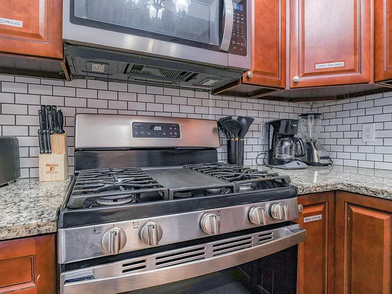 34 Gray St #1 — Photo 9