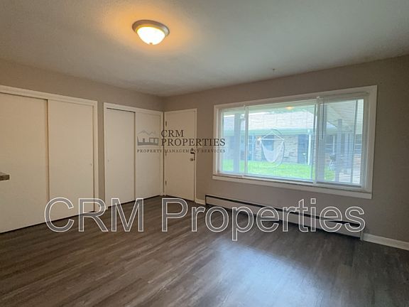 4th image of 6134 Hillside Ave #4