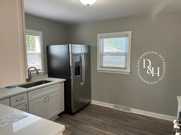 1647 N Wellington St, South Bend, IN 46628