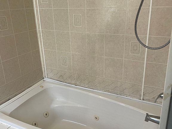 Shower/Tub Combo