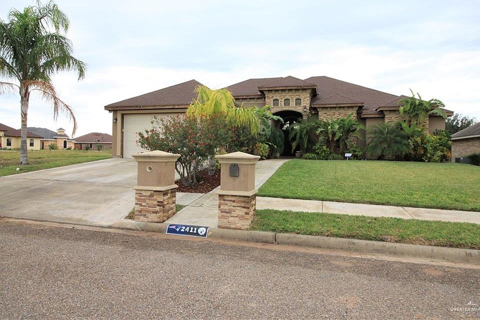 1st image of 2411 Eastern Palm Dr