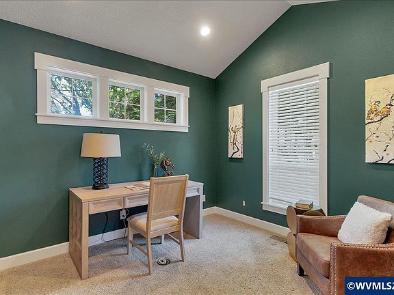 5th image of 2052 Chapman Hill Dr NW