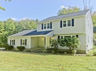 21 Bennett Rd, Wilbraham, MA 01095
