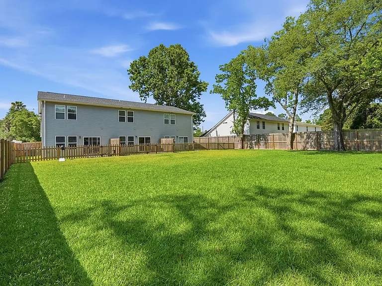 699 Woodlawn Ave NW — Photo 41