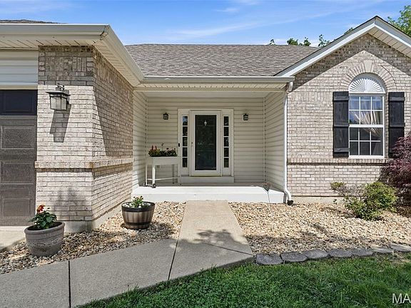 2nd image of 1098 Reddington Timbers Dr