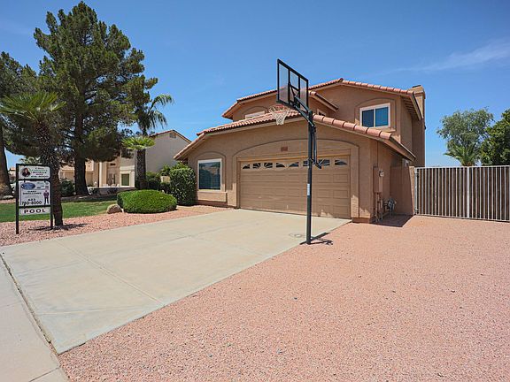 2nd image of 7562 W Maui Ln