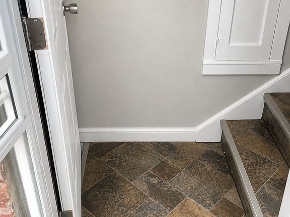 5th image of 13693 Edmore Dr