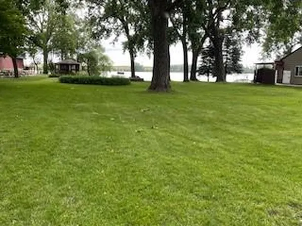 Cottonwood Lake Dr, Windom, MN 56101