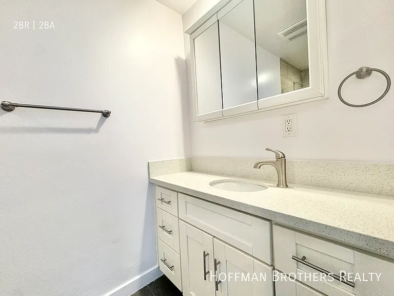 415 N Oakhurst Dr #108 — Photo 9