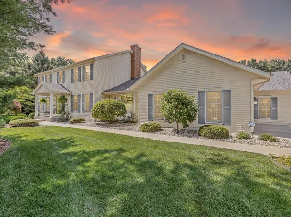 23638 Bel Ridge Dr, Elkhart, IN 46516