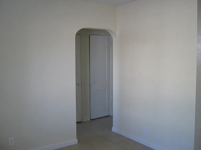 1632 E Oak St #3 — Photo 5