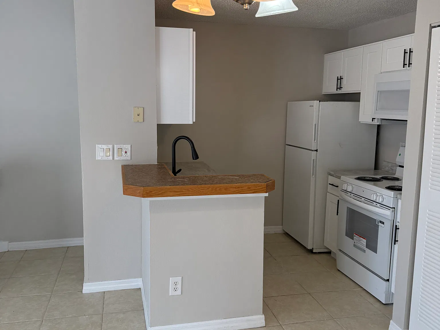2 bed, 673 sqft, $1,500 — Photo 2
