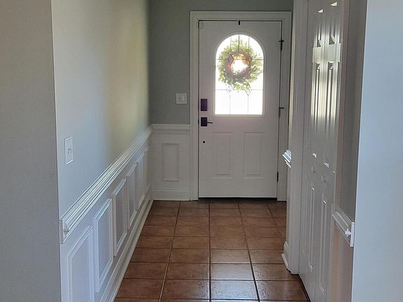 3rd image of 1333 Mapleton Ave