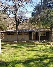 3 bed, 2.0 bath, 1624 sqft, $1,650 — Photo 1